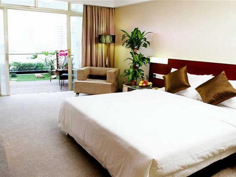Golden City Hotel Foshan Exterior photo